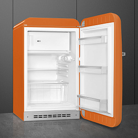 Небольшой холодильник Smeg FAB10ROR5 фото 4 фото 4