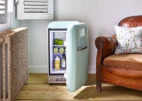 Узкий холодильник 40 см Smeg FAB5RPG5 фото 3 фото 3