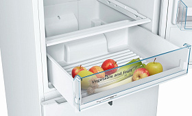 Стандартный холодильник Bosch KGN39NW14R фото 4 фото 4