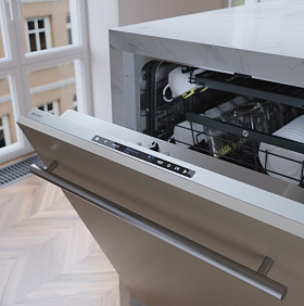 Встраиваемая посудомоечная машина высотой 80 см Asko DFI545K фото 4 фото 4