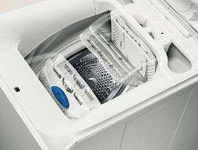 Узкая стиральная машина с вертикальной загрузкой Electrolux EWT1266FIW фото 2 фото 2
