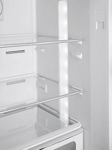 Бежевый холодильник в стиле ретро Smeg FAB32RCR3 фото 4 фото 4