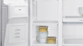 Широкий двухдверный холодильник с морозильной камерой Siemens KA90IVI20R фото 4 фото 4