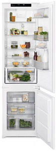 Белый холодильник Electrolux RNS8FF19S