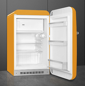 Мини холодильник в стиле ретро Smeg FAB10RDYVC5 фото 4 фото 4