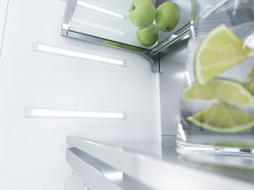 Белый холодильник  2 метра Miele K 2801 Vi фото 3 фото 3