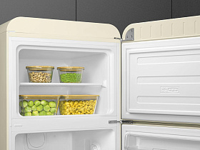 Бежевый холодильник Smeg FAB30RCR5 фото 4 фото 4
