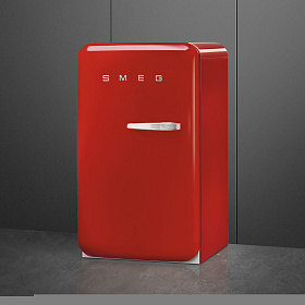 Мини холодильник с морозильной камерой Smeg FAB10LRD5 фото 4 фото 4