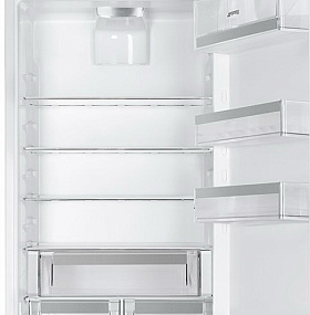 Узкий холодильник Smeg C8174N3E фото 4 фото 4
