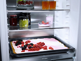 Однокамерный встраиваемый холодильник без морозильной камера Miele K 7743 E фото 2 фото 2