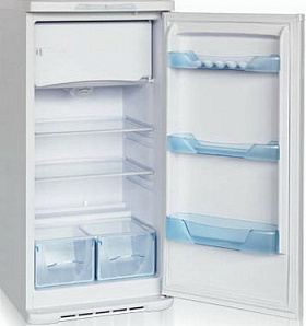 Невысокий холодильник с морозильной камерой Бирюса 238