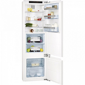 Холодильник  с электронным управлением AEG SCZ71800F0