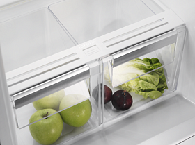 Белый холодильник Electrolux ENN92811BW фото 4 фото 4
