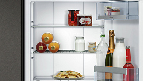 Немецкий встраиваемый холодильник Neff KI8865D20R фото 4 фото 4