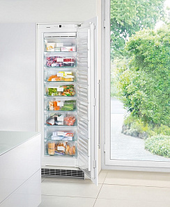 Встраиваемый однокамерный холодильник Liebherr SIGN 3524 фото 3 фото 3