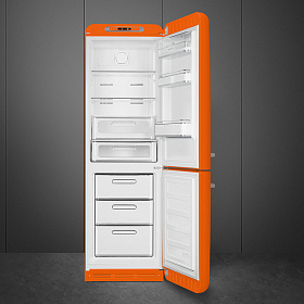 Холодильник класса А+++ Smeg FAB32ROR3 фото 3 фото 3