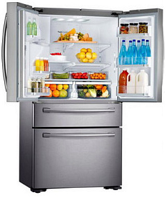 Серебристый холодильник Samsung RF-24 HSESBSR
